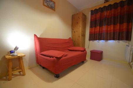 Holiday in mountain resort Studio sleeping corner 4 people (B56) - Résidence le Jettay - Les Menuires - Bedroom