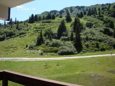 Vacaciones en montaña Estudio -espacio montaña- para 4 personas (E4 BIS) - Résidence le Lac Blanc - Méribel-Mottaret - Balcón