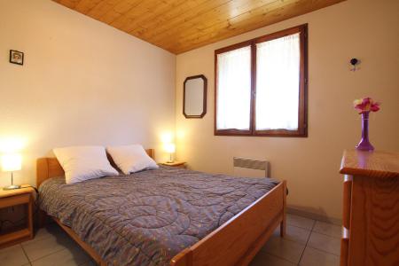 Holiday in mountain resort 2 room duplex apartment 4 people (LAUROE) - Résidence le Lauzin - Montgenèvre - Bedroom