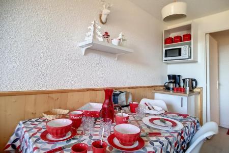 Holiday in mountain resort 2 room apartment 4 people (420) - Résidence le Median - Les Menuires - Accommodation