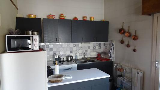 Holiday in mountain resort 3 room duplex apartment 7 people - Résidence Le Mont Caly - Les Gets - Kitchenette