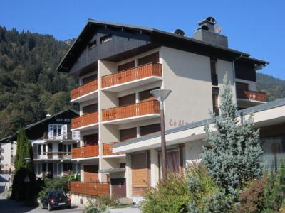 Rent in ski resort Résidence Le Mont Caly - Les Gets - Summer outside
