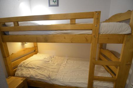Urlaub in den Bergen 2-Zimmer-Holzhütte für 5 Personen (616) - Résidence le Nécou - Les Menuires - Schlafzimmer