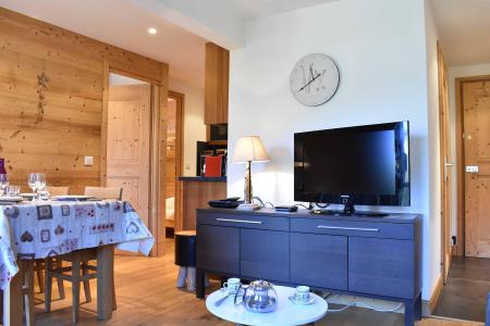 Urlaub in den Bergen 3-Zimmer-Appartment für 4 Personen (001) - Résidence le Plan du Moulin - Méribel - Wohnzimmer