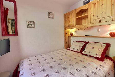 Holiday in mountain resort 2 room apartment 4 people (210) - Résidence le Pralin - Méribel-Mottaret - Bedroom