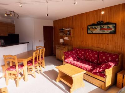 Holiday in mountain resort 2 room apartment 5 people (401) - Résidence le Ruitor - Méribel-Mottaret - Living room