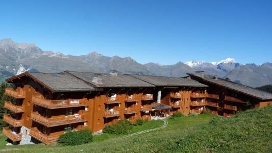 Vacances en montagne Résidence le Saint Bernard - Les Arcs - Extérieur été