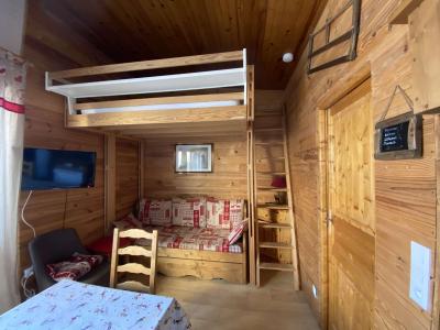 Holiday in mountain resort 2 room apartment 6 people (1123) - Résidence Le Scrischss - Les 2 Alpes - Living room