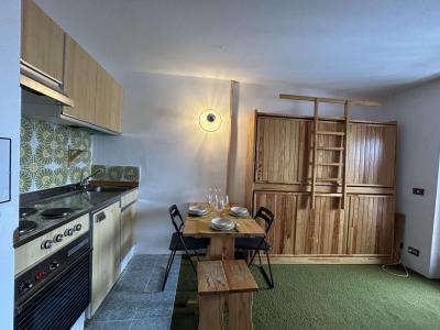 Vakantie in de bergen Studio 3 personen (540-16) - Résidence Le Sommet - Montgenèvre - Woonkamer