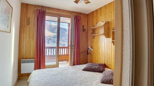 Urlaub in den Bergen 2-Zimmer-Holzhütte für 6 Personen (8) - Résidence le Tétras Lyre - Les Menuires - Schlafzimmer
