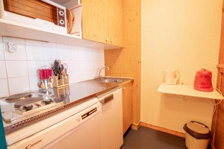 Vacances en montagne Studio cabine 4 personnes (131) - Résidence le Thabor D - Valfréjus - Kitchenette