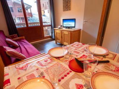 Holiday in mountain resort Studio cabin 4 people (B-71) - Résidence le Thabor - Valfréjus - Living room
