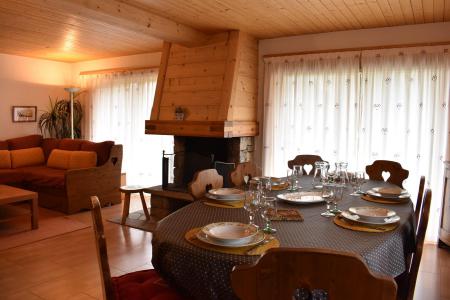 Holiday in mountain resort 4 room duplex apartment 8 people (1) - Résidence le Vallon - Méribel - Living room