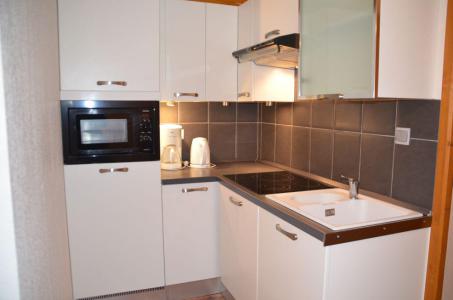 Holiday in mountain resort 2 room apartment cabin 6 people (107A) - Résidence le Valmont - Les Menuires - Kitchenette