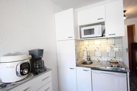 Vakantie in de bergen Studio bergnis 4 personen (0728) - Résidence le Vernon - Chamrousse - Keukenblok