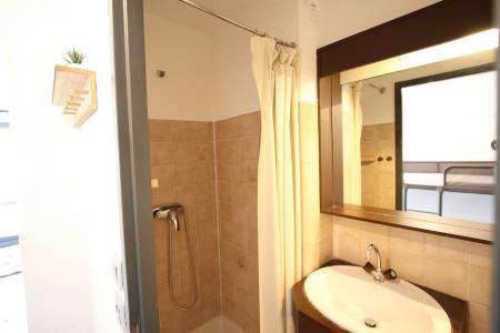 Vacanze in montagna Studio con alcova per 4 persone (0728) - Résidence le Vernon - Chamrousse - Bagno con doccia