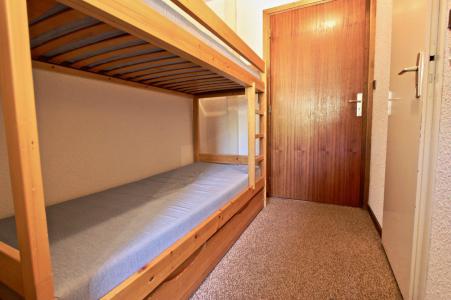Holiday in mountain resort Studio sleeping corner 4 people (1125) - Résidence le Vernon - Chamrousse - Bedroom