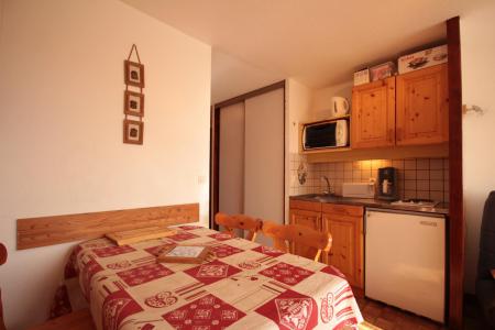 Vacanze in montagna Appartamento 2 stanze per 4 persone (312) - Résidence le Village 3 - Les Saisies - Tavolo