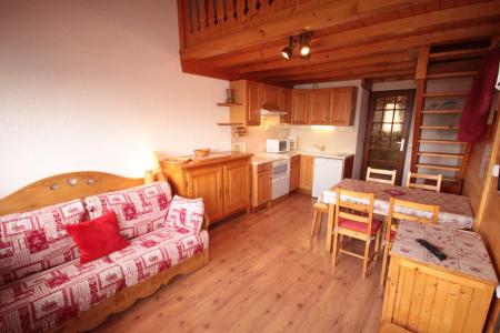 Vacanze in montagna Appartamento 1 stanze con mezzanino per 6 persone (425) - Résidence le Village 4 - Les Saisies - Angolo soggiorno