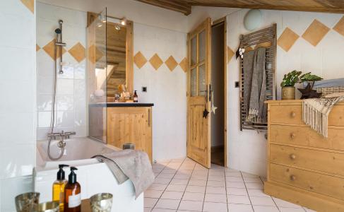 Urlaub in den Bergen Résidence le Village de Lessy - Le Grand Bornand - Badezimmer