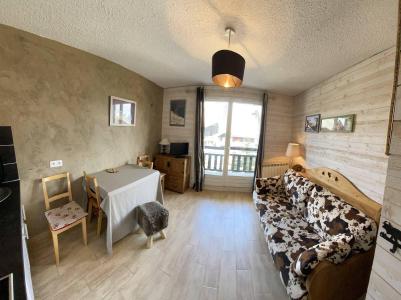 Holiday in mountain resort Studio cabin 4 people (377) - Résidence le Villaret 2 - Risoul - Accommodation