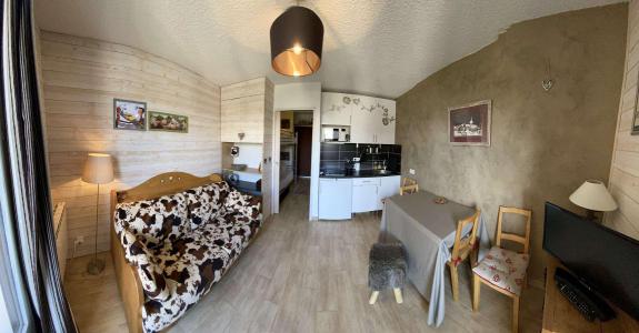 Holiday in mountain resort Studio cabin 4 people (377) - Résidence le Villaret 2 - Risoul - Accommodation