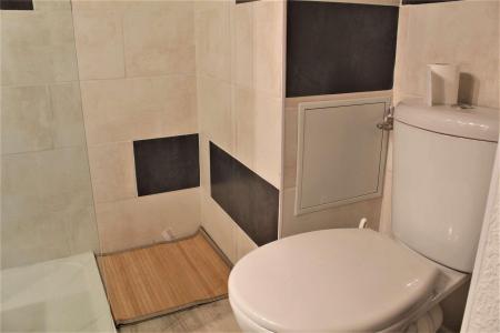 Holiday in mountain resort 3 room apartment cabin 4 people (781) - Résidence le Villaret I - Risoul - WC