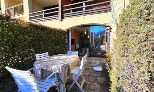 Vacanze in montagna Studio per 4 persone (32m²) - Résidence Les Adonis - Pelvoux - Giardino