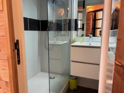 Vacances en montagne Appartement 3 pièces 6 personnes (110) - Résidence les Airelles A - Risoul - Salle de douche