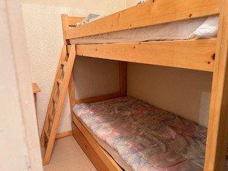 Holiday in mountain resort 2 room apartment sleeping corner 4 people (10B) - Résidence les Airelles B - Risoul - Bunk beds