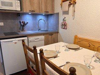 Holiday in mountain resort 2 room apartment sleeping corner 4 people (10B) - Résidence les Airelles B - Risoul - Kitchenette