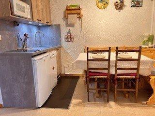 Holiday in mountain resort 2 room apartment sleeping corner 4 people (10B) - Résidence les Airelles B - Risoul - Living room