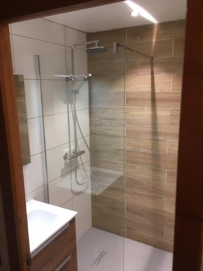 Holiday in mountain resort 3 room apartment 6 people (3) - Résidence les Alpages - Valloire - Shower room