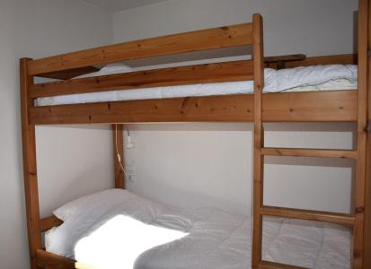 Holiday in mountain resort 3 room apartment 6 people (2A) - Résidence les Alpages de Pralognan A - Pralognan-la-Vanoise - Bedroom