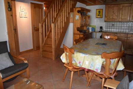 Urlaub in den Bergen 4 Zimmer Maisonettewohnung für 6 Personen (18) - Résidence les Alpages de Pralognan A - Pralognan-la-Vanoise - Wohnzimmer