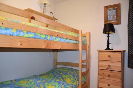 Urlaub in den Bergen 4-Zimmer-Appartment für 6 Personen (14) - Résidence les Alpages de Pralognan D - Pralognan-la-Vanoise - Schlafzimmer