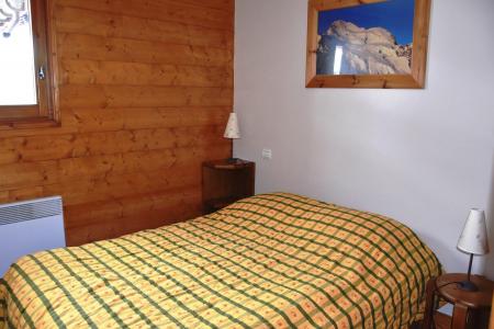 Holiday in mountain resort 3 room apartment 4 people (5) - Résidence les Alpages de Pralognan E - Pralognan-la-Vanoise - Bedroom