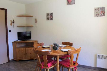 Vakantie in de bergen Studio bergnis 4 personen (B102) - Résidence les Alpages - Vars - Woonkamer