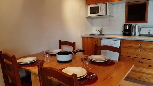 Vacanze in montagna Studio con alcova per 4 persone (THEVOT) - Résidence les Alpets - Montgenèvre - Soggiorno