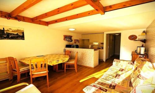 Vakantie in de bergen Appartement duplex 3 kamers 6 personen (50m²) - Résidence Les Anémones - Pelvoux - Woonkamer