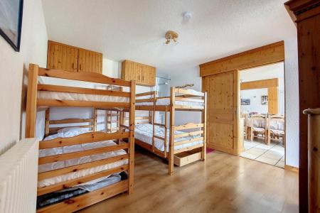 Holiday in mountain resort 4 room apartment sleeping corner 8 people (113) - Résidence les Aravis - Les Menuires - Bedroom