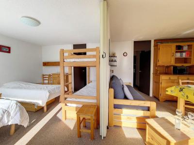 Vacances en montagne Appartement 2 pièces 6 personnes (717) - Résidence les Aravis - Les Menuires - Logement