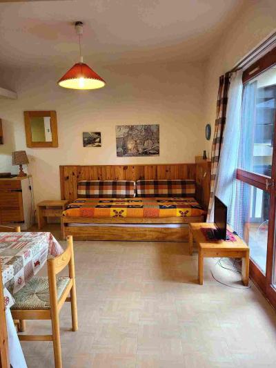 Holiday in mountain resort 2 room apartment 4 people (AR11A) - Résidence les Arolles - La Norma - Living room