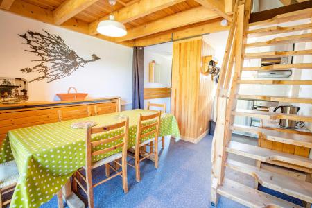 Holiday in mountain resort 3 room mezzanine apartment 8 people (AR16B) - Résidence les Arolles - La Norma - Living room