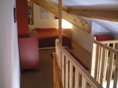 Vacaciones en montaña Estudio mezzanine para 6 personas (58) - Résidence les Arolles - Valloire - Habitación abuhardillada