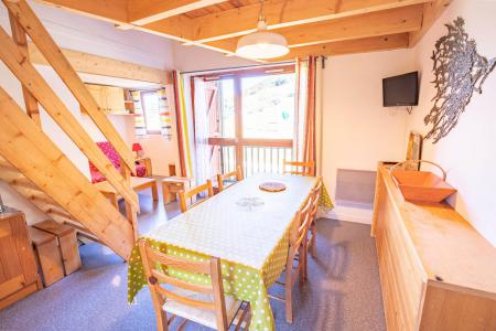 Urlaub in den Bergen Wohnung 3 Mezzanine Zimmer 8 Leute (AR16B) - Résidence les Arolles - La Norma - Wohnzimmer