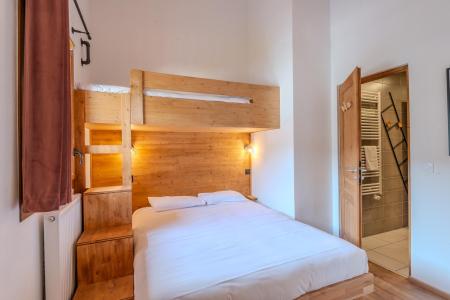Holiday in mountain resort 3 room apartment 4 people (A302) - Résidence les Bailicimes - Morzine - Bedroom