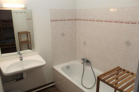 Holiday in mountain resort 2 room apartment sleeping corner 6 people (0004) - Résidence les Bouquetins 1 - Vars - Bathroom