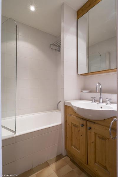 Holiday in mountain resort 3 room apartment 4 people (01) - Résidence les Bouquetins - Courchevel - Bathroom