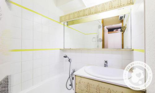 Skiverleih 2-Zimmer-Appartment für 6 Personen (Confort -4) - Résidence les Brigues - Maeva Home - Courchevel - Draußen im Sommer
